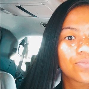 Meet your Posher, Yanni